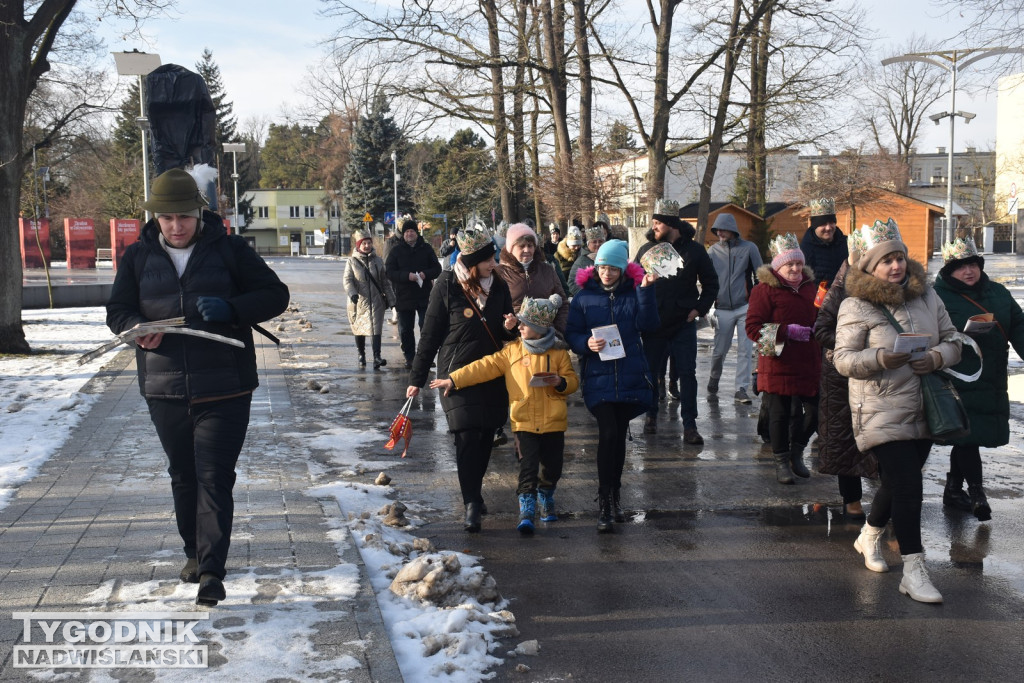 Orszak i jasełka w Nowej Dębie