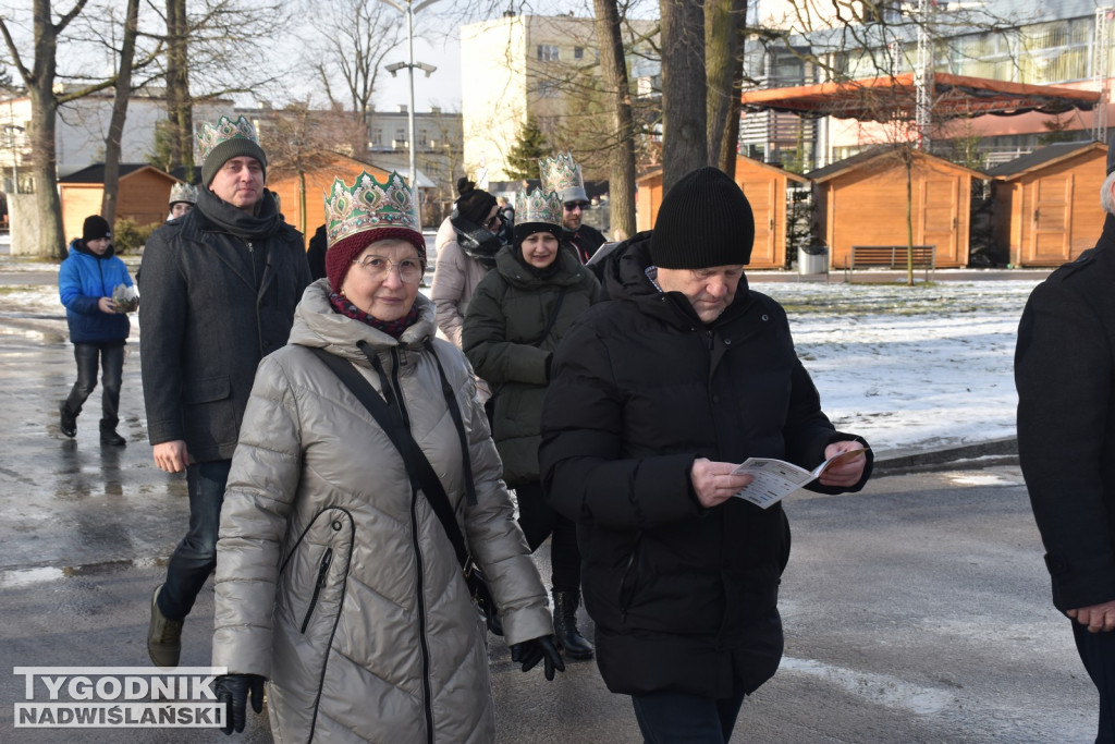 Orszak i jasełka w Nowej Dębie