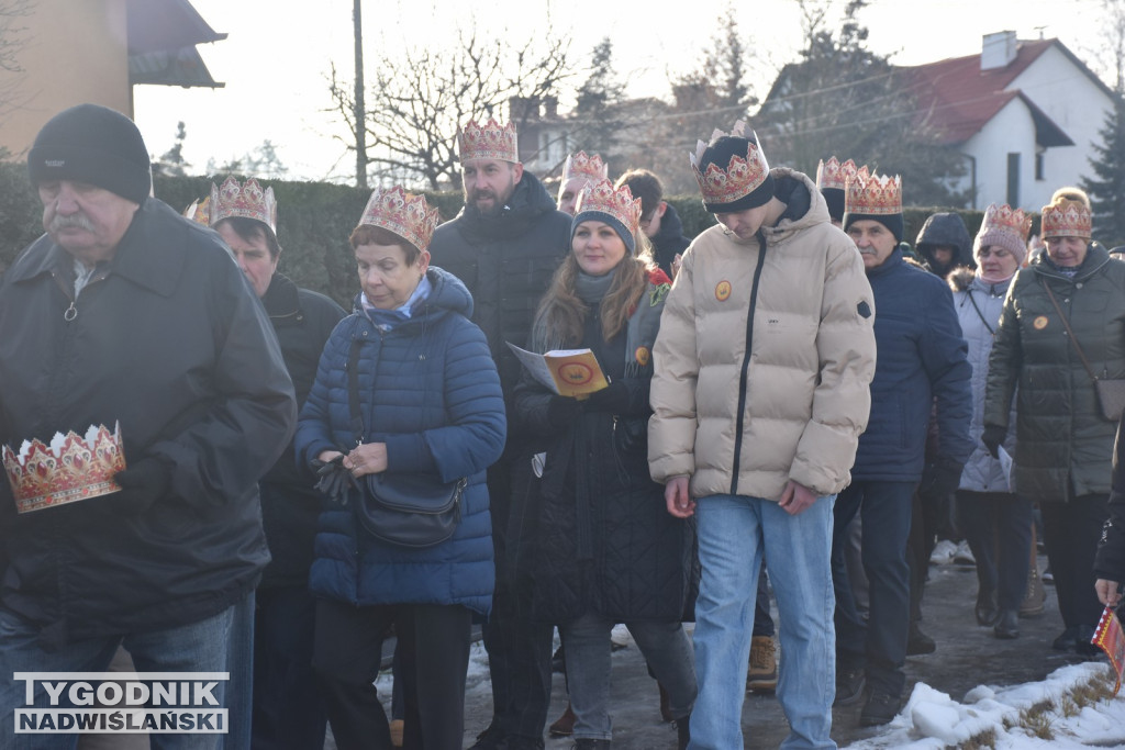 Orszak i jasełka w Nowej Dębie