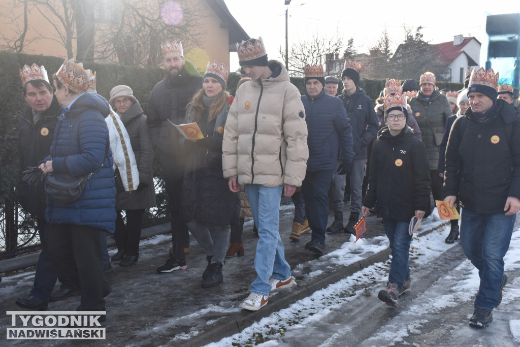 Orszak i jasełka w Nowej Dębie