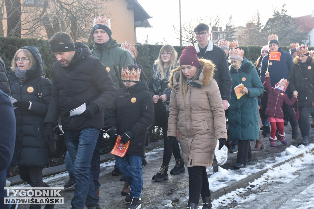 Orszak i jasełka w Nowej Dębie