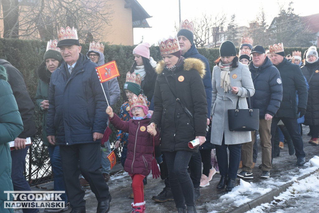 Orszak i jasełka w Nowej Dębie