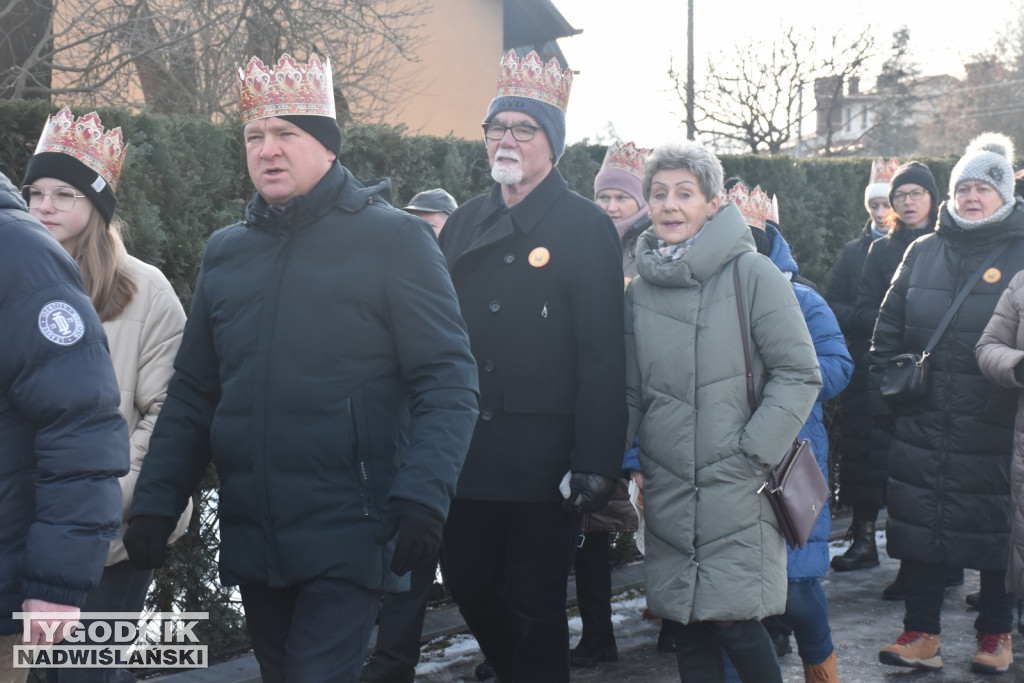 Orszak i jasełka w Nowej Dębie