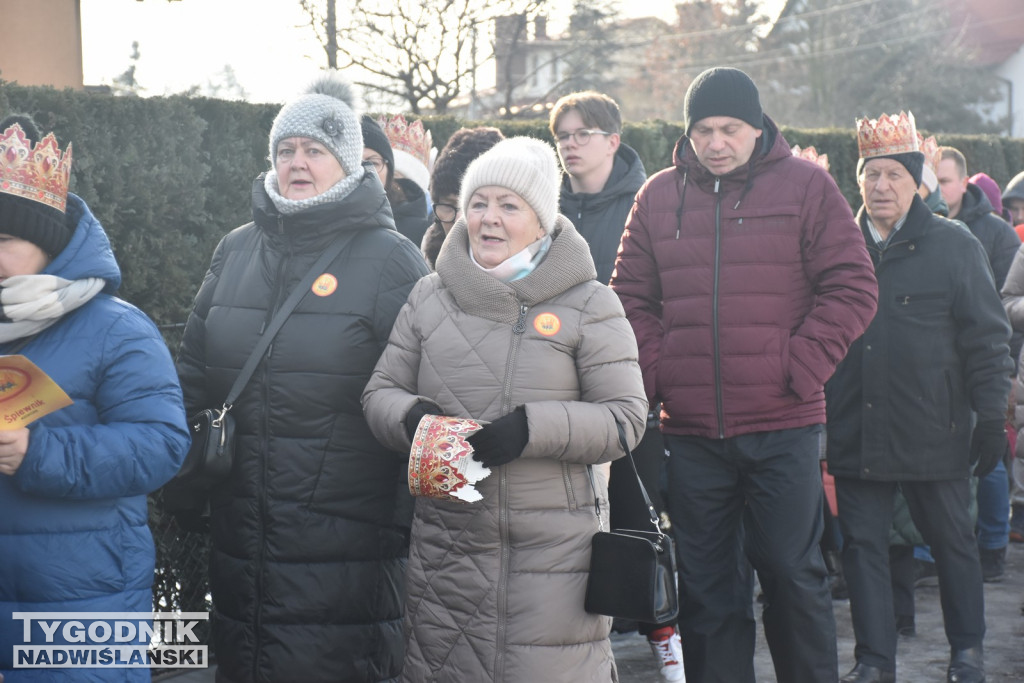 Orszak i jasełka w Nowej Dębie