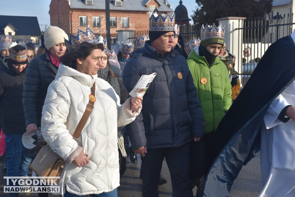 Orszak i jasełka w Nowej Dębie