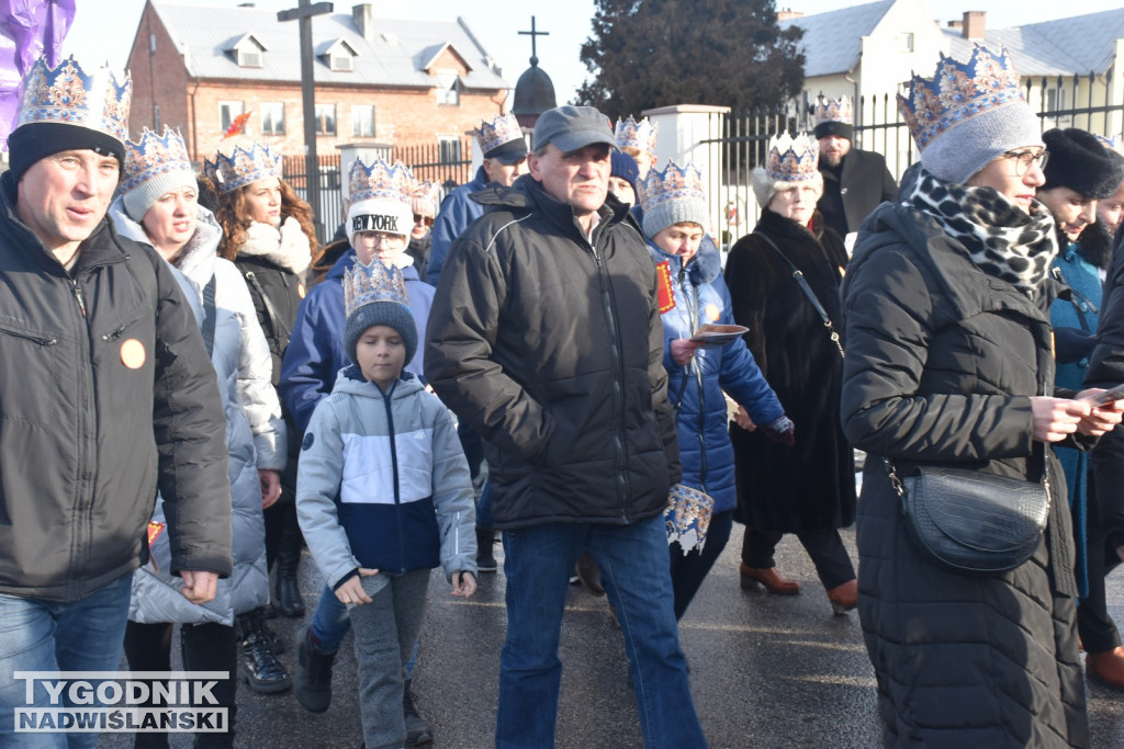 Orszak i jasełka w Nowej Dębie