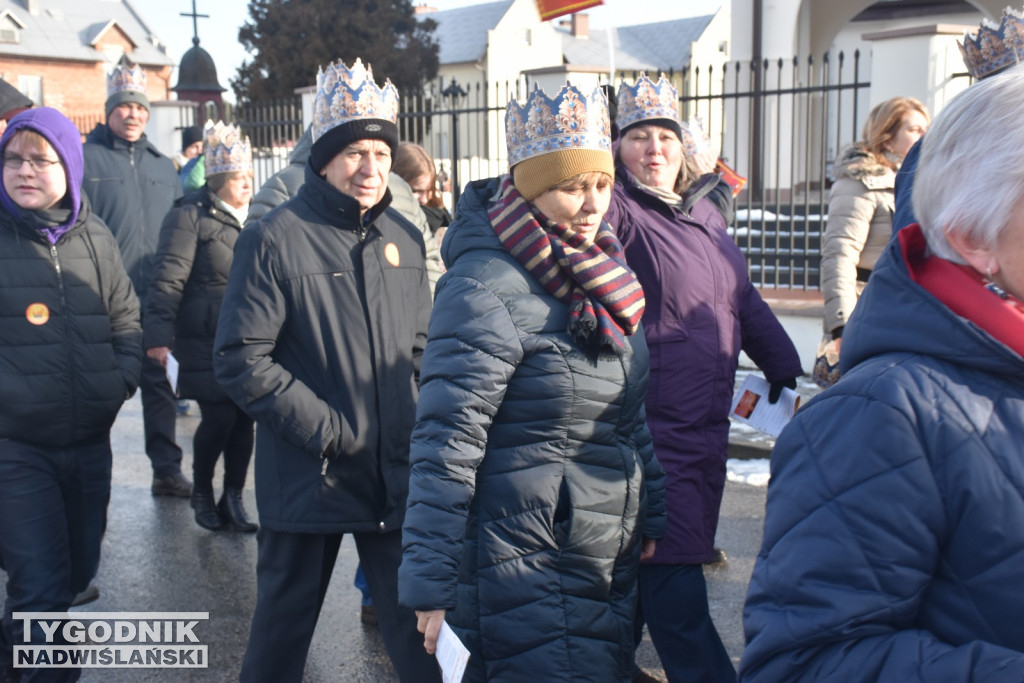 Orszak i jasełka w Nowej Dębie