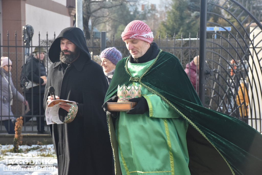 Orszak i jasełka w Nowej Dębie