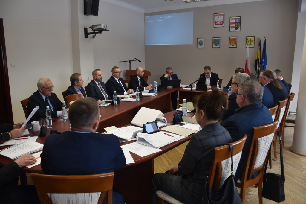 Sesja budżetowa Rady Powiatu Tarnobrzeskiego