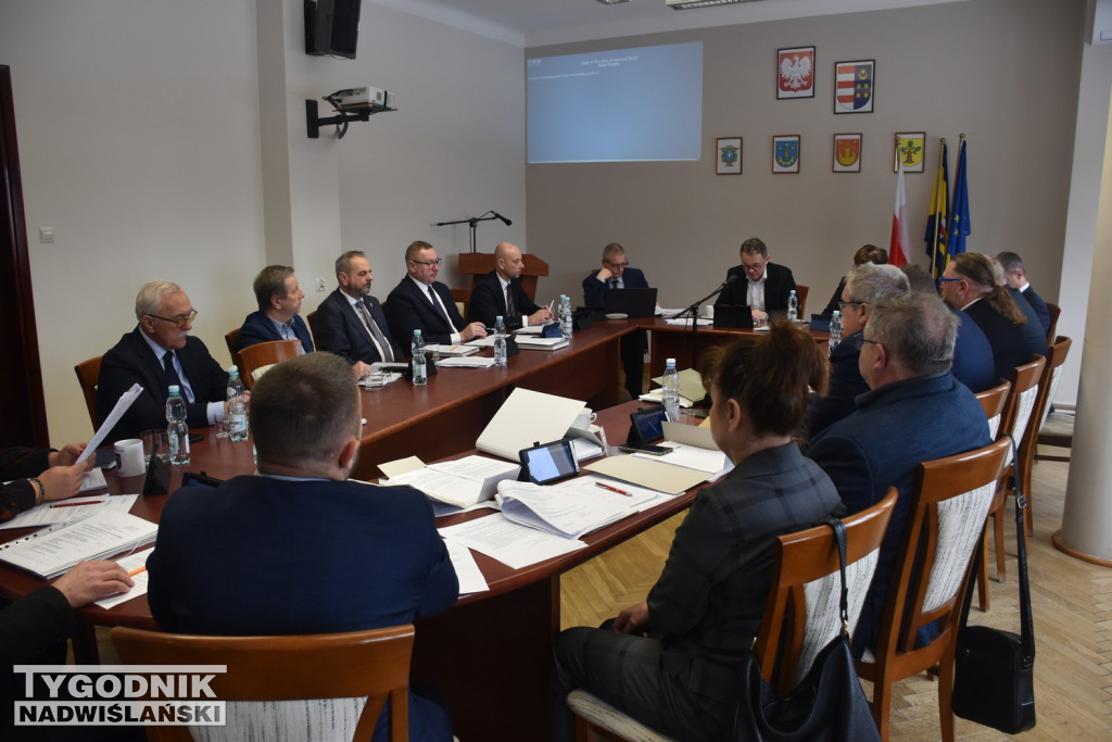 Sesja budżetowa Rady Powiatu Tarnobrzeskiego