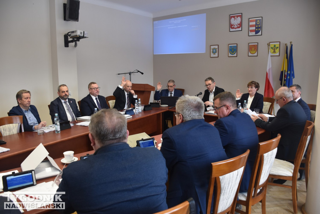 Sesja budżetowa Rady Powiatu Tarnobrzeskiego