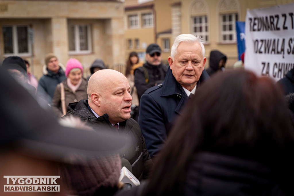 Protest przed szpitalem w Nisku