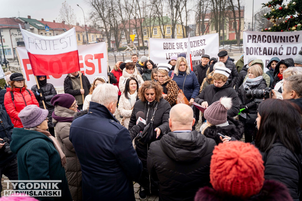 Protest przed szpitalem w Nisku