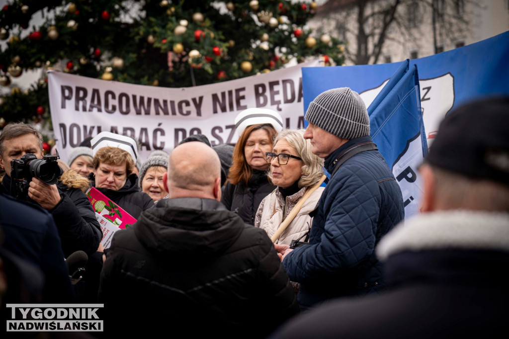 Protest przed szpitalem w Nisku