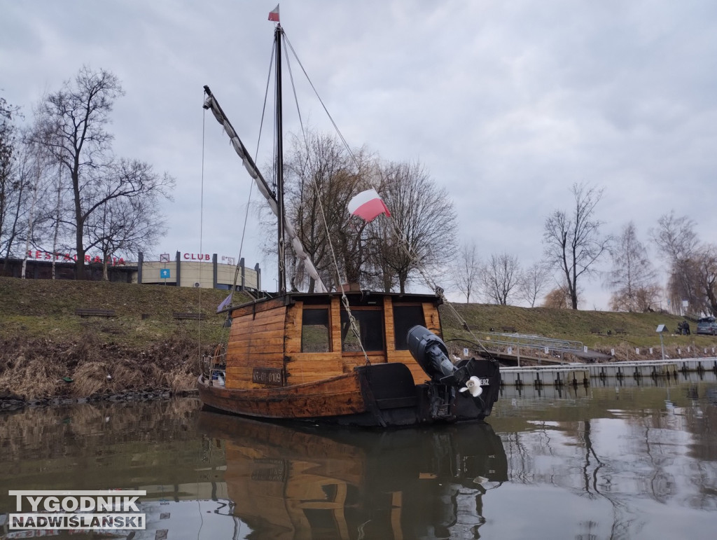 Zimowy spływ kajakowy po Wiśle