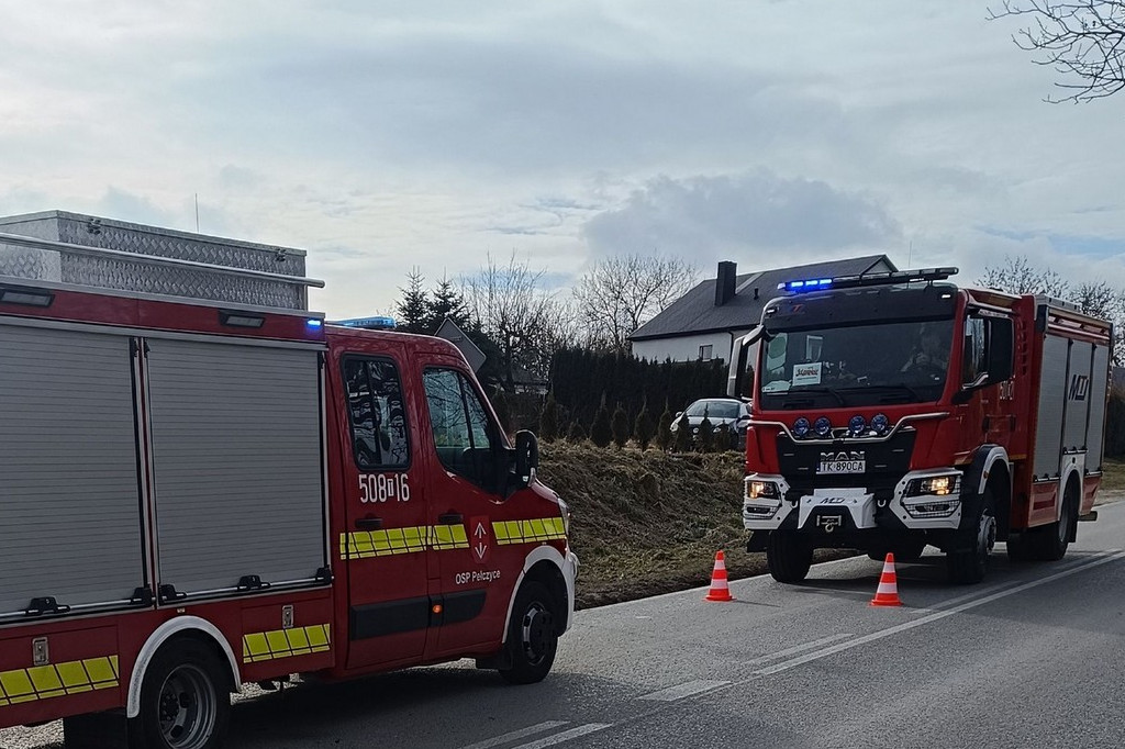 Kolizja na drodze powiatowej w pow. staszowskim