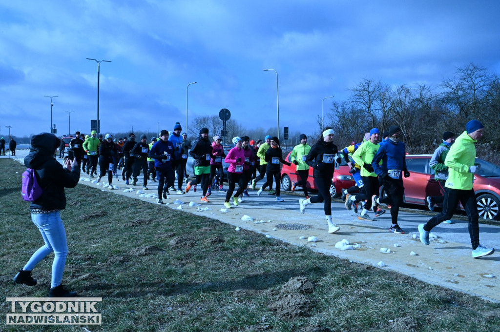 13 Rekreacyjny Zimowy Bieg Wokół Jeziora