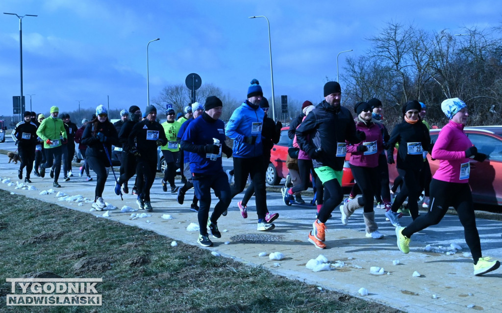 13 Rekreacyjny Zimowy Bieg Wokół Jeziora