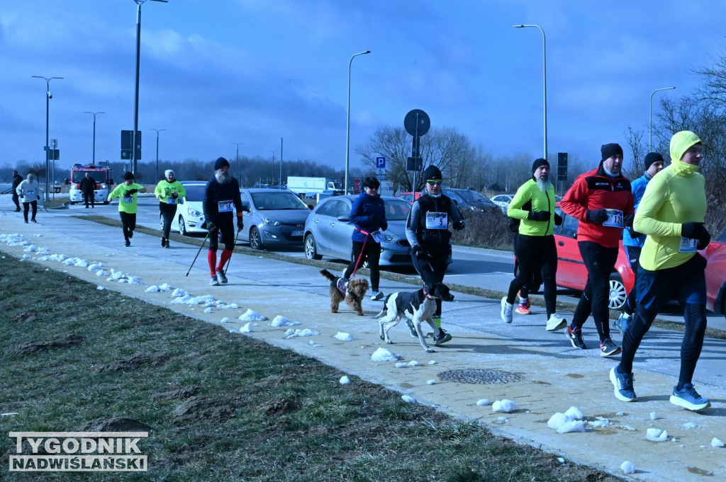 13 Rekreacyjny Zimowy Bieg Wokół Jeziora