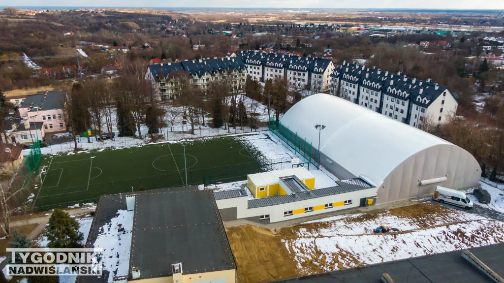 Hala sportowa przy sandomierskiej \\\