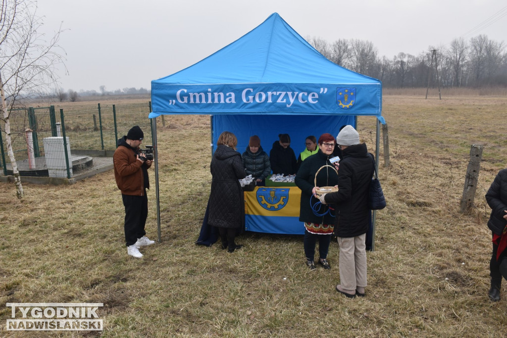 Rozdawanie pączków w Pączku Gorzyckim