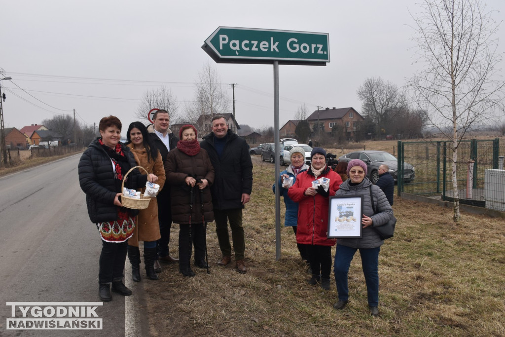 Rozdawanie pączków w Pączku Gorzyckim