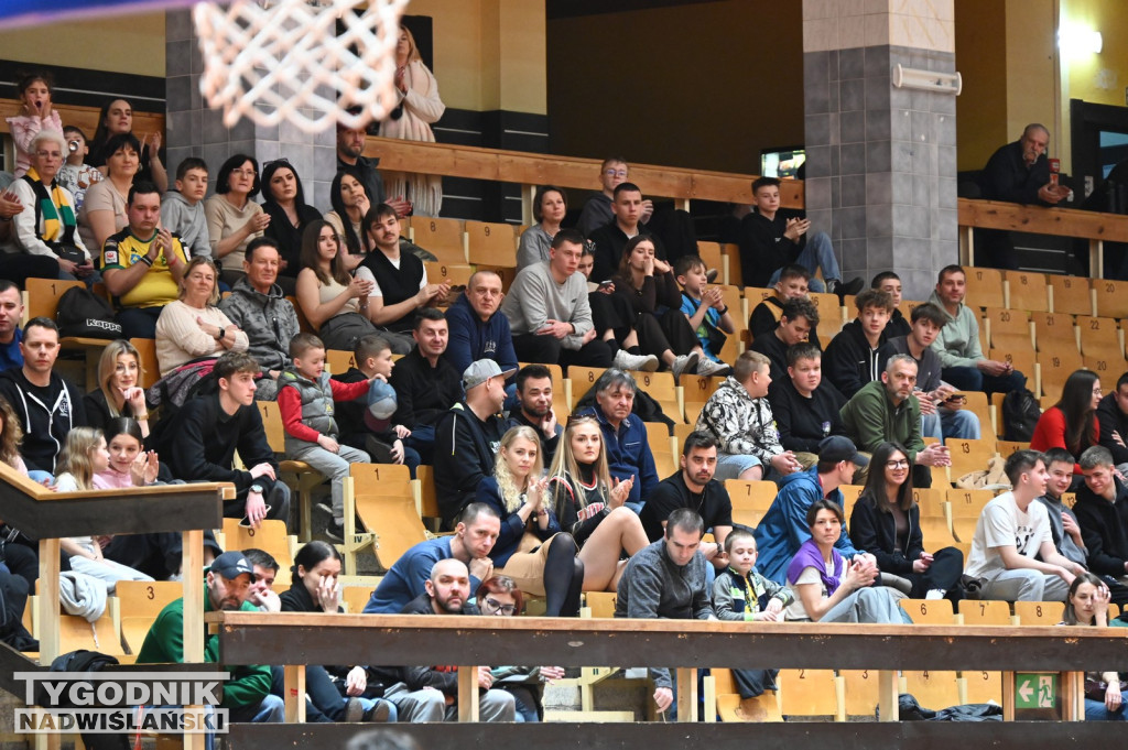 Zdjęcia z trybun Siarka - KS Basket Ryki