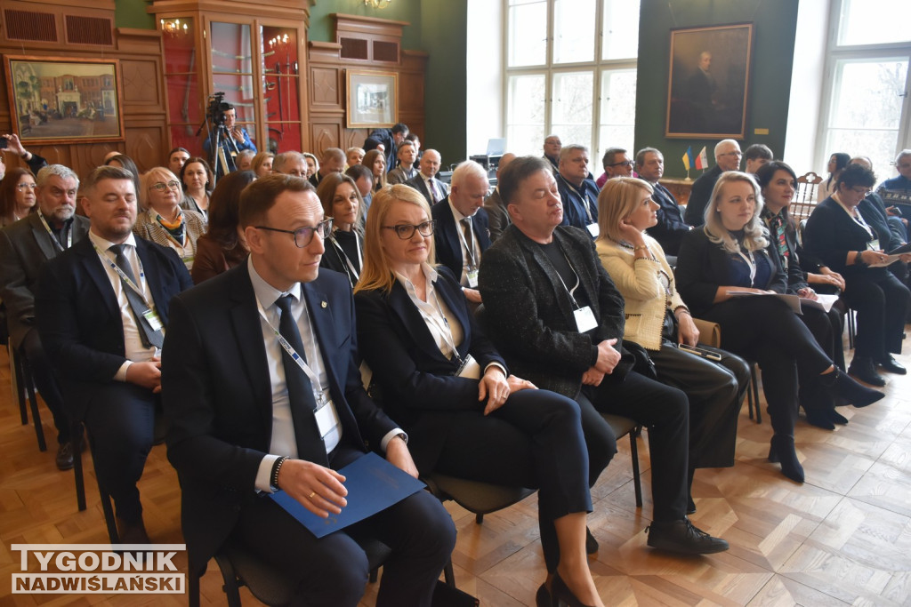 Konferencja dotycząca Parku Dzikowskiego