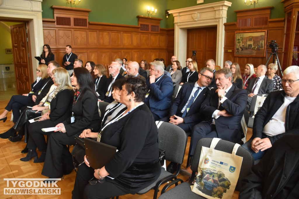 Konferencja dotycząca Parku Dzikowskiego