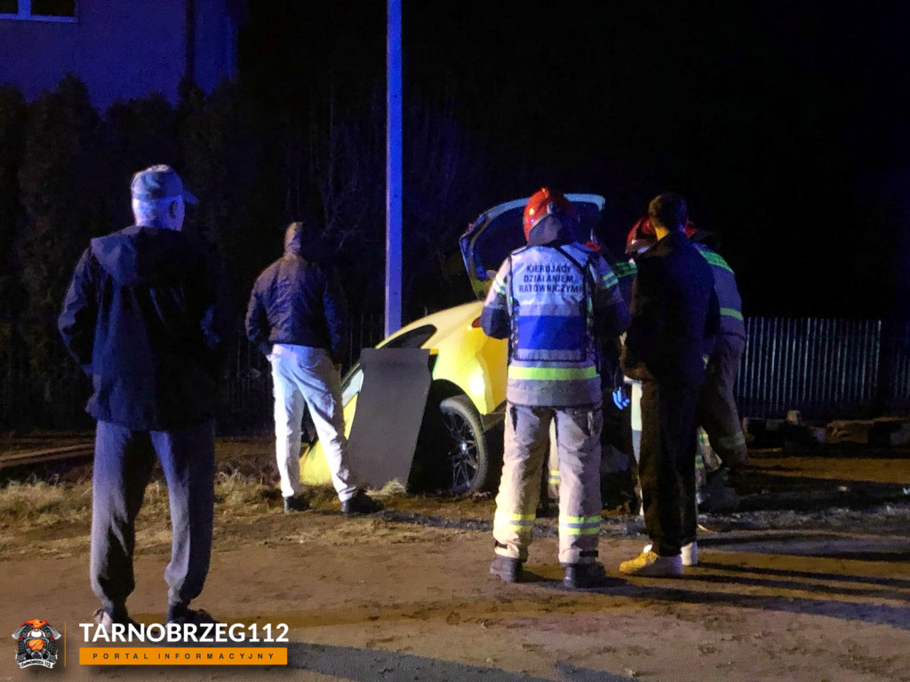 Nocny wypadek w Tarnobrzegu na osiedlu Sobów