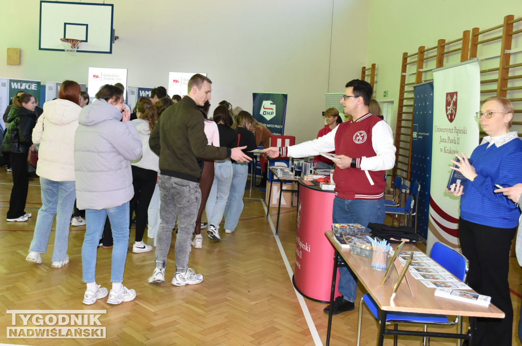 XVI Powiatowe Targi Edukacyjne w Sandomierzu