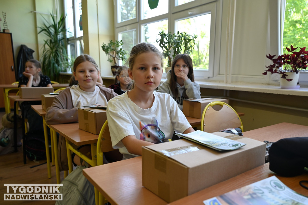 Warsztaty z budowania budek lęgowych dla uczniów