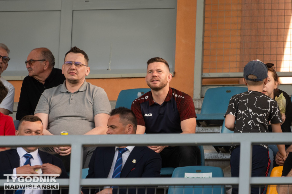 Zdjęcia z trybun mecz Siarka - Stal