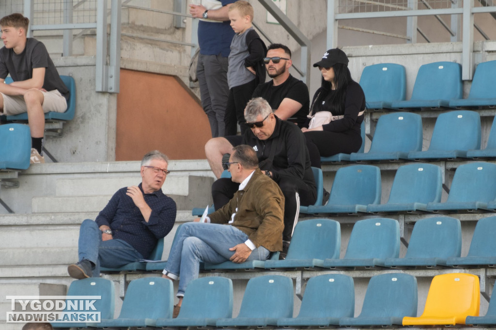Zdjęcia z trybun mecz Siarka - Stal