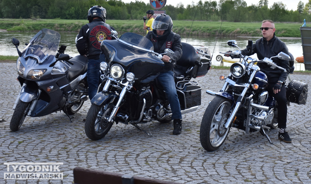 Motocyklowa inauguracja sezonu w Sandomierzu