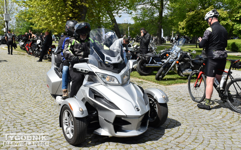 Motocyklowa inauguracja sezonu w Sandomierzu