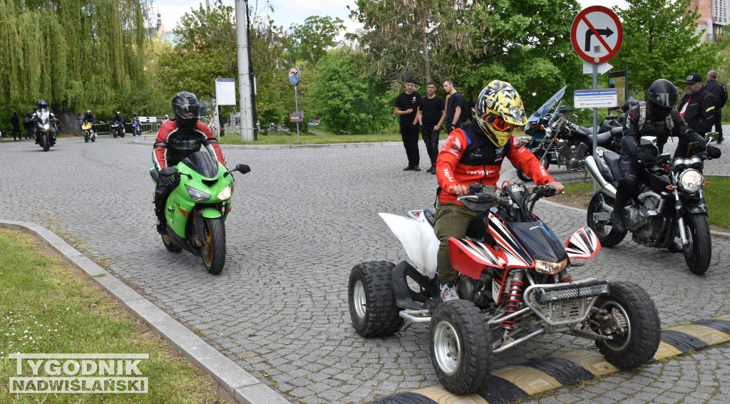 Motocyklowa inauguracja sezonu w Sandomierzu