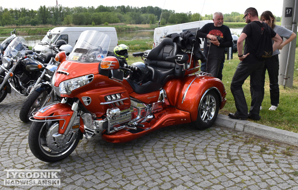 Motocyklowa inauguracja sezonu w Sandomierzu