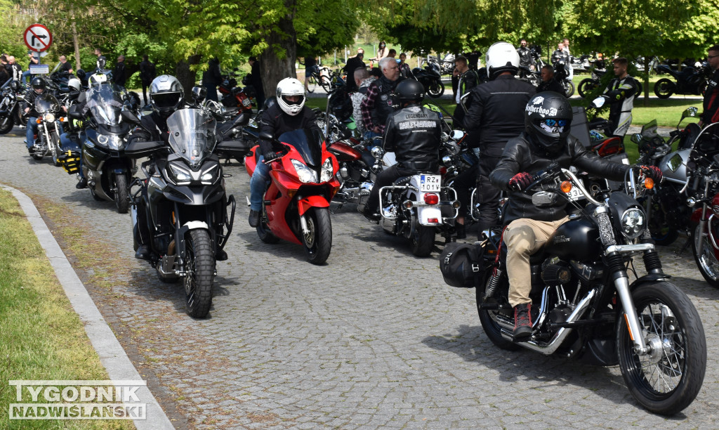 Motocyklowa inauguracja sezonu w Sandomierzu