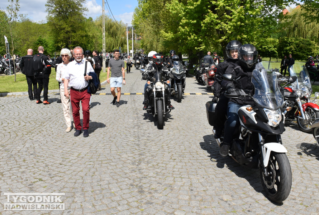 Motocyklowa inauguracja sezonu w Sandomierzu