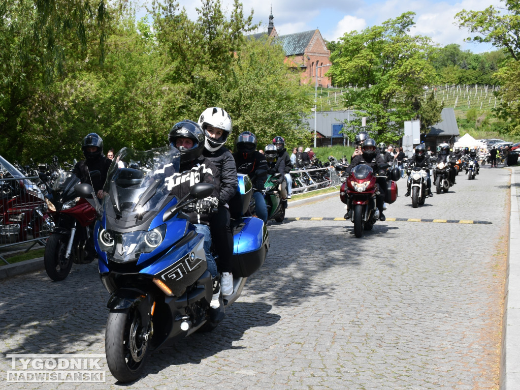 Motocyklowa inauguracja sezonu w Sandomierzu