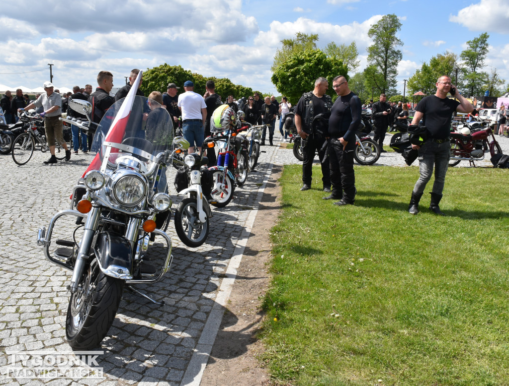 Motocyklowa inauguracja sezonu w Sandomierzu