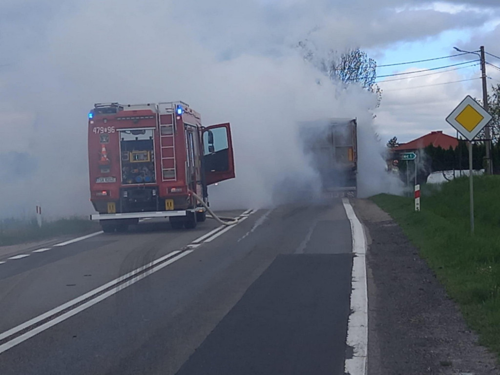 Pożar ciężarówki na DK9