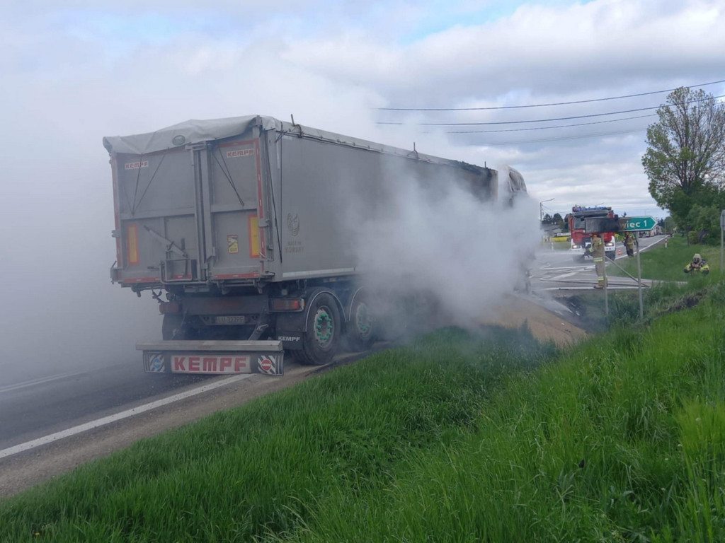 Pożar ciężarówki na DK9
