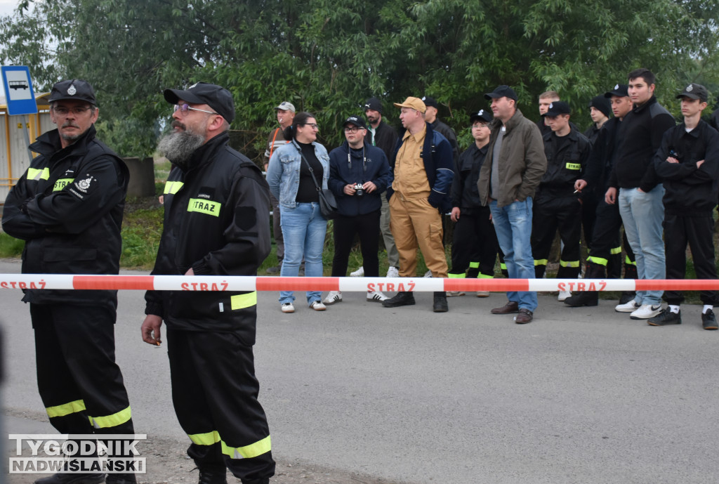 Powitanie wozu strażackiego w Zajeziorzu