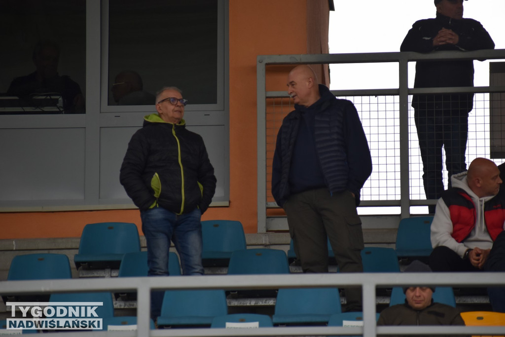 Zdjęcia z trybun z meczu Siarka - Wiślani