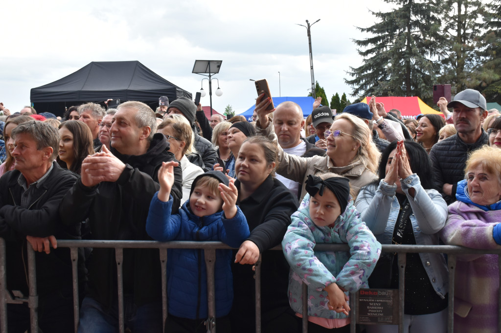 Kordian na Święcie Kwitnącej Jabłoni w Samborcu