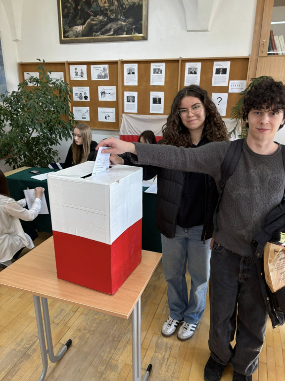 Symulacja wyborów w Collegium Gostomianum