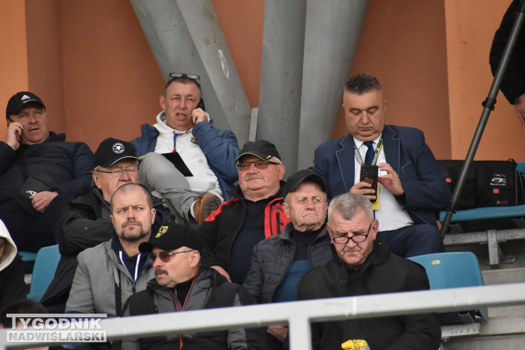 Zdjęcia z trybun z meczu Siarka - Star