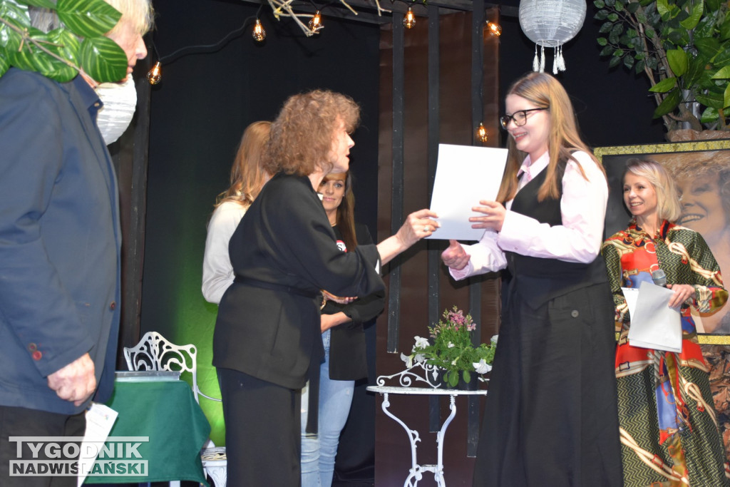 Wręczenie nagród lauratom Open Festival Klimontów